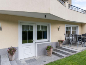  Modern Apartment in Salzburg with Terrace  Клайнарль
